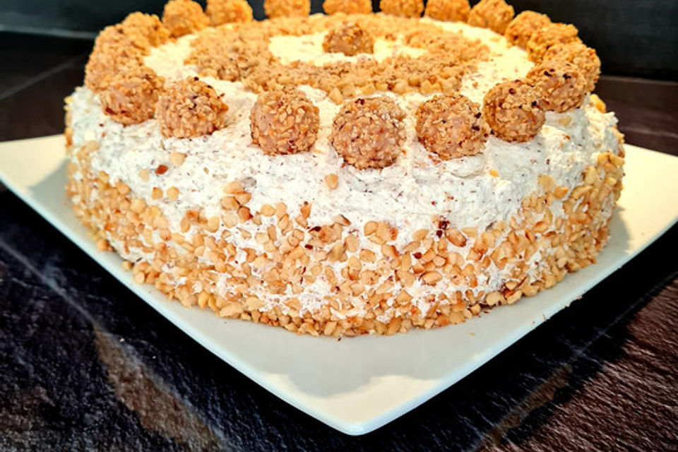 Nuss - Sahne - Torte