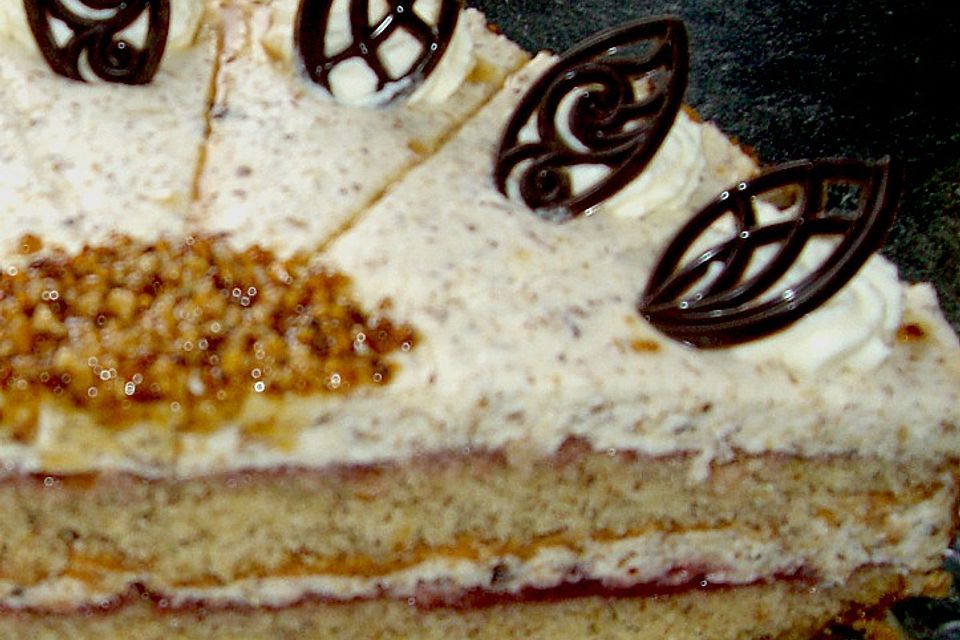 Nuss - Sahne - Torte