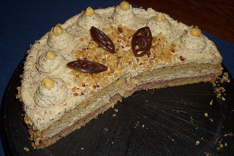 Nuss - Sahne - Torte