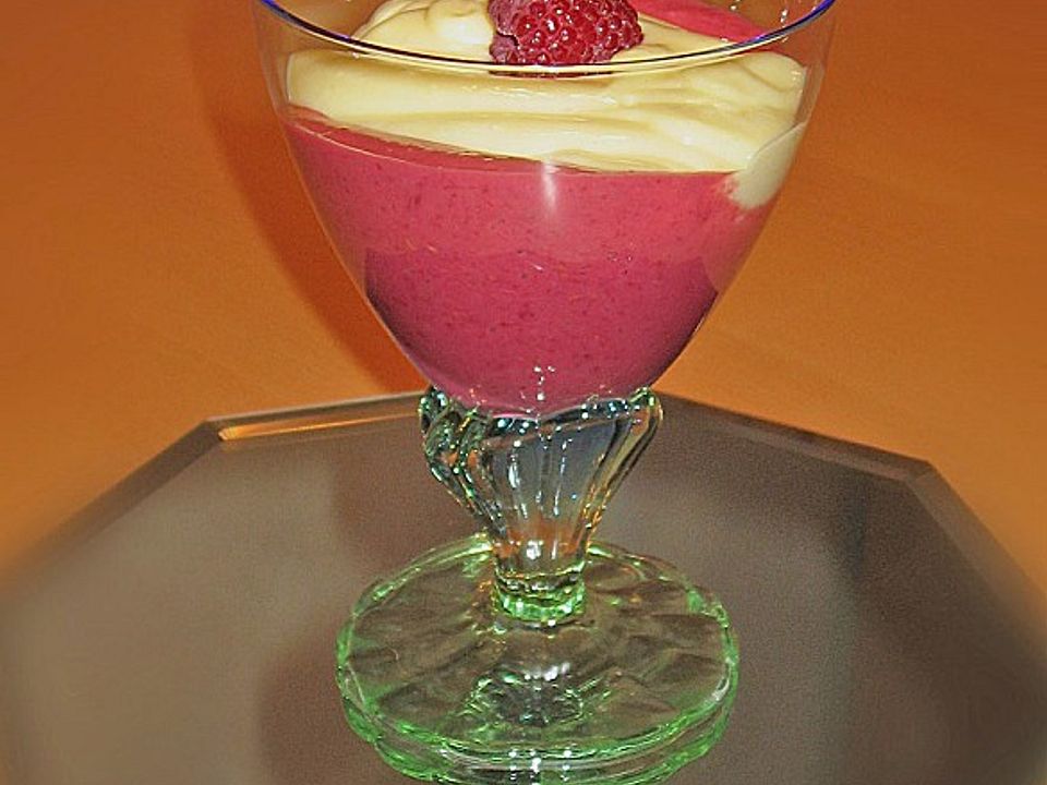 Joghurt - Vanillepudding Traum mit Früchten von brischnitte| Chefkoch