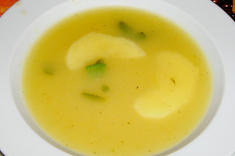 Süßkartoffel-Apfel-Suppe mit Curry