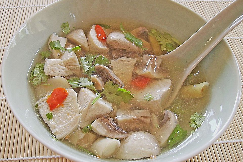 Tom Yam Gai