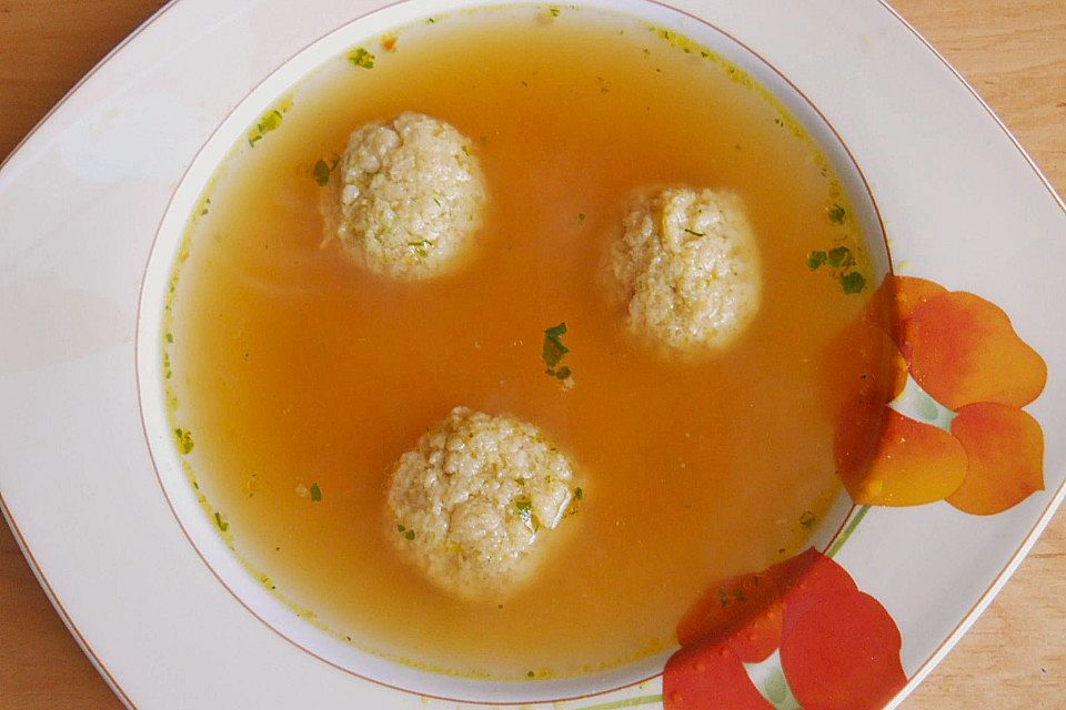 Bröselknödel Suppe