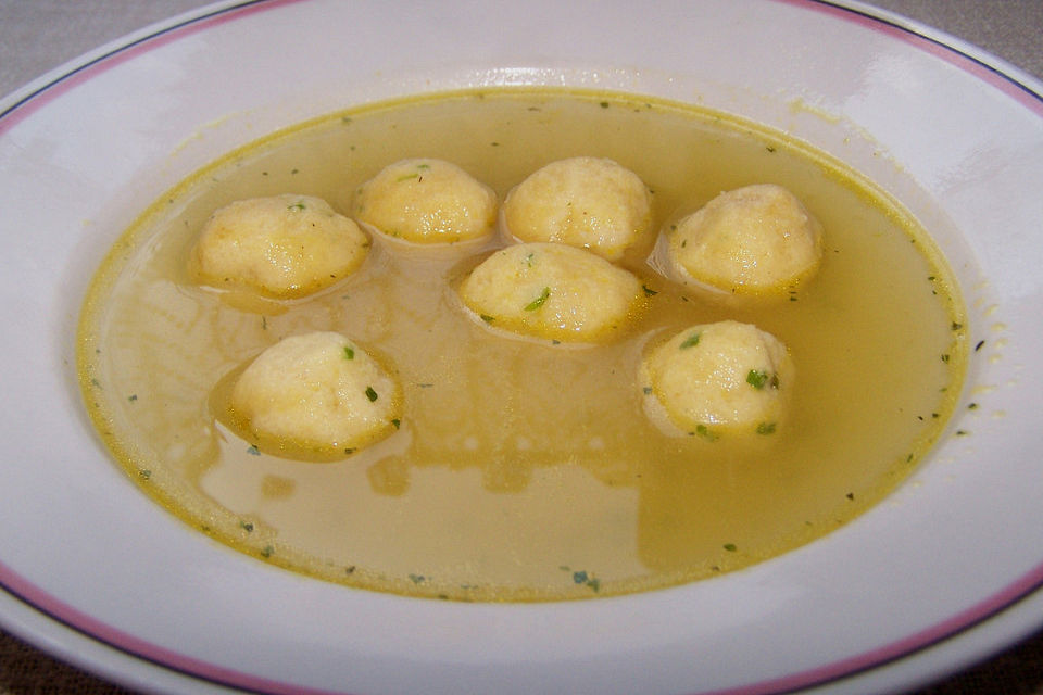 Bröselknödel Suppe