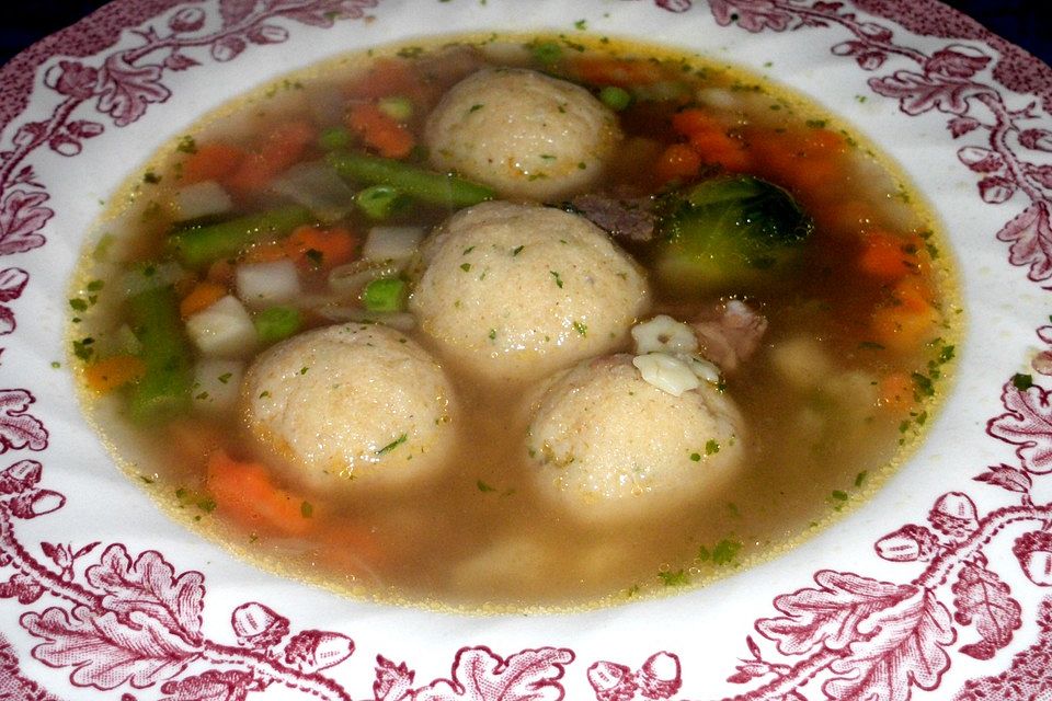 Bröselknödel Suppe