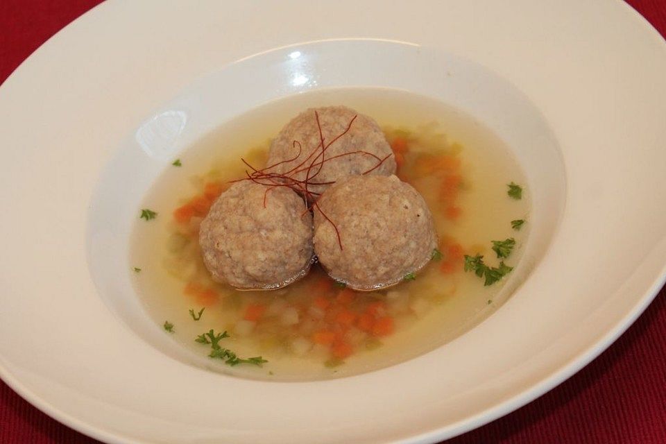 Bröselknödel Suppe