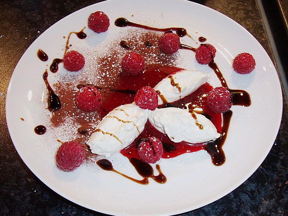 Käsenocken mit Beeren und Balsamico von curly64| Chefkoch