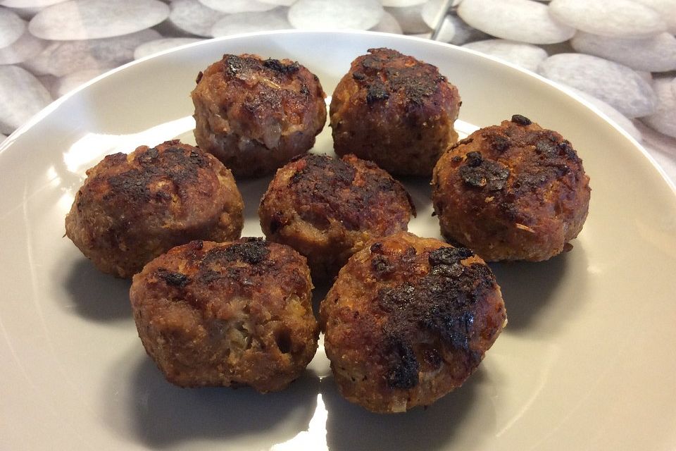Omas beste Frikadellen