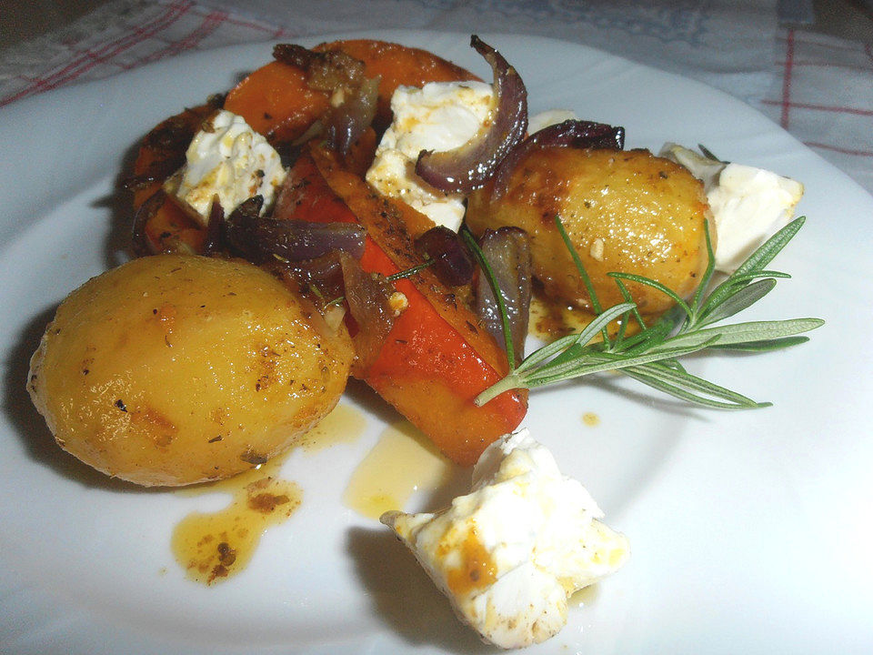 Rosmarinkartoffeln mit Schafskäse - Kochen Gut | kochengut.de