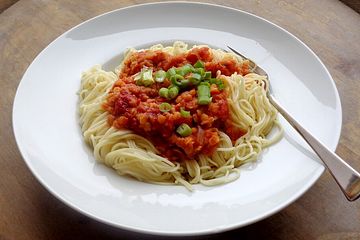 Linsenbolognese Mit Pasta Und Frühlingszwiebeln Von Schlabbermaus| Chefkoch