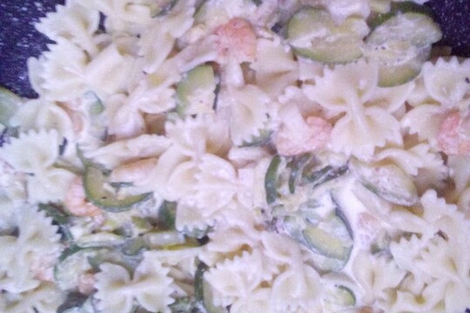 Farfalle - Zucchini - Garnelen - Pfanne