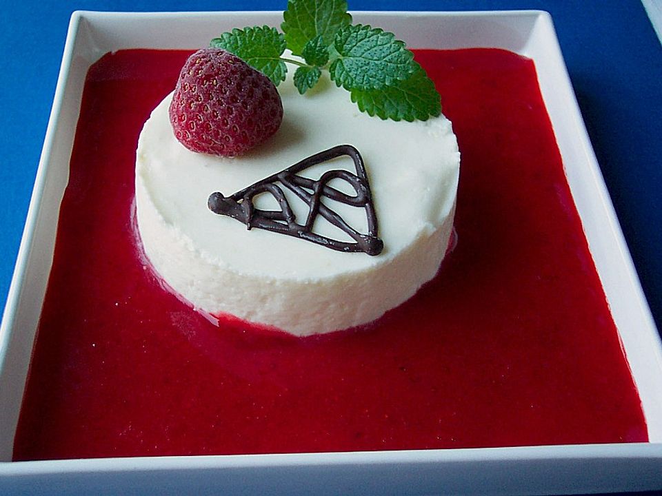 Joghurt - Limetten - Creme mit Erdbeermark von toschitje| Chefkoch
