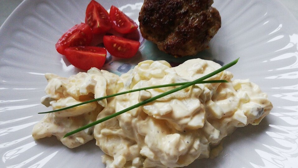 Kartoffelsalat mit Apfel und Ei von eskima