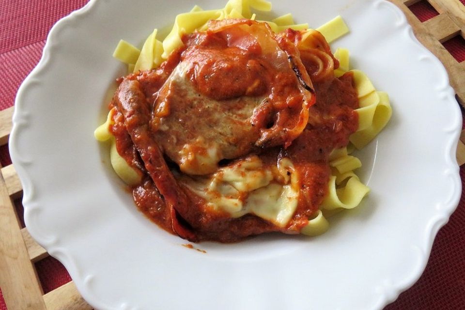 Schweinefilet in Tomatensoße