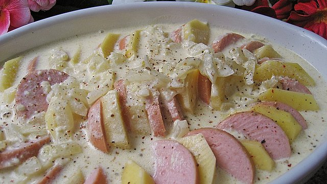 Sahniges Kartoffel - Fleischwurst - Gratin von sabine0805