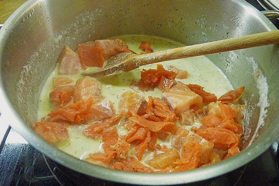 Bandnudeln mit zweierlei Lachs