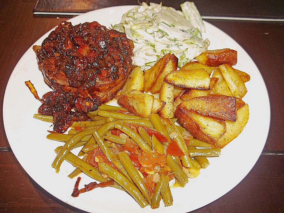Schweinerücken auf Knoblauchkartoffeln von elasun| Chefkoch