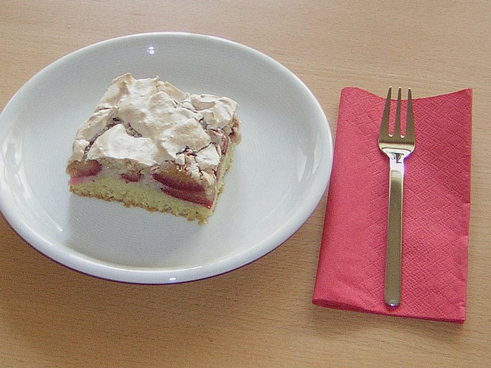 Zwetschgenkuchen Mit Mandelbaiser Von PizzaMista| Chefkoch