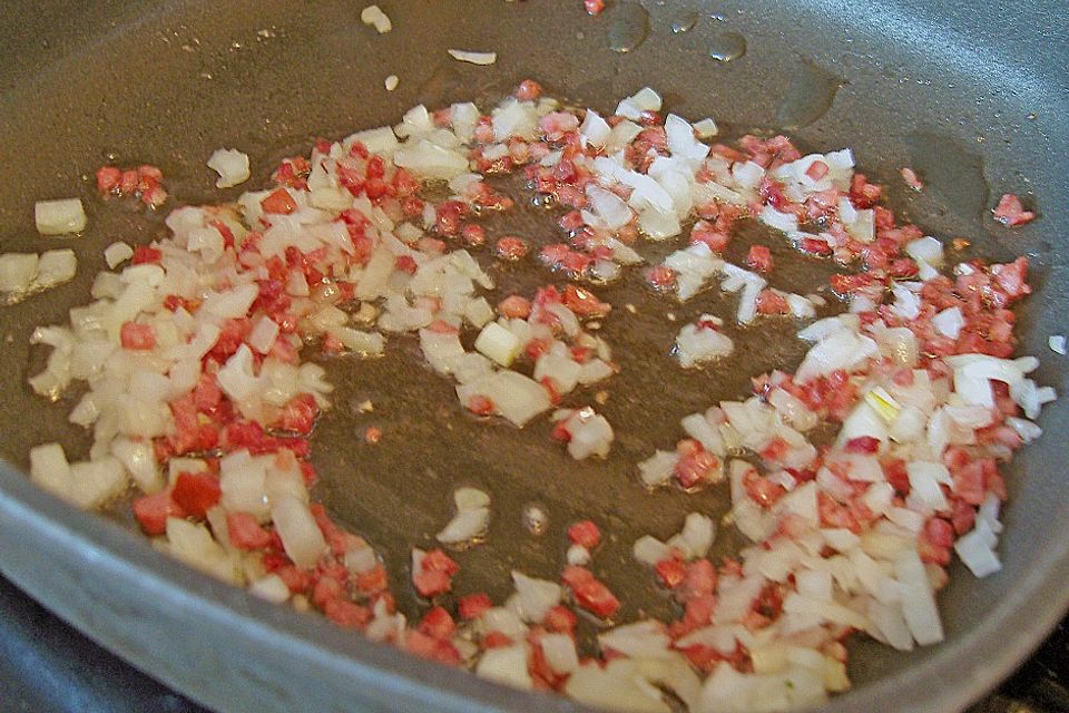 Gnocchi mit Pfifferlingen und Salbei