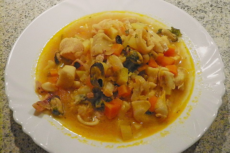 Mediterrane Fischsuppe