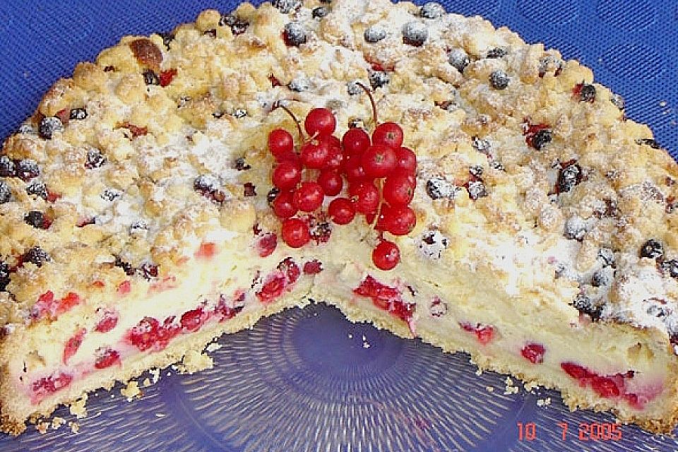 Käse - Streusel - Torte mit Johannisbeeren