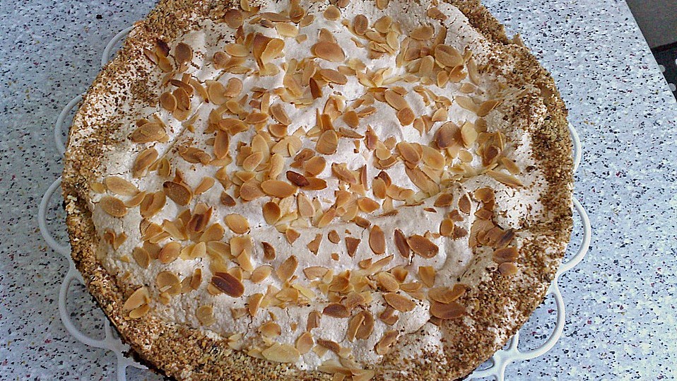 Johannisbeer-Nuss-Kuchen mit Baiser von hilda Johannisbeer-Nuss-Kuchen mit Baiser von hilda