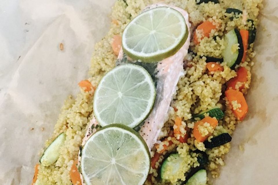 Lachs-Couscous-Päckchen