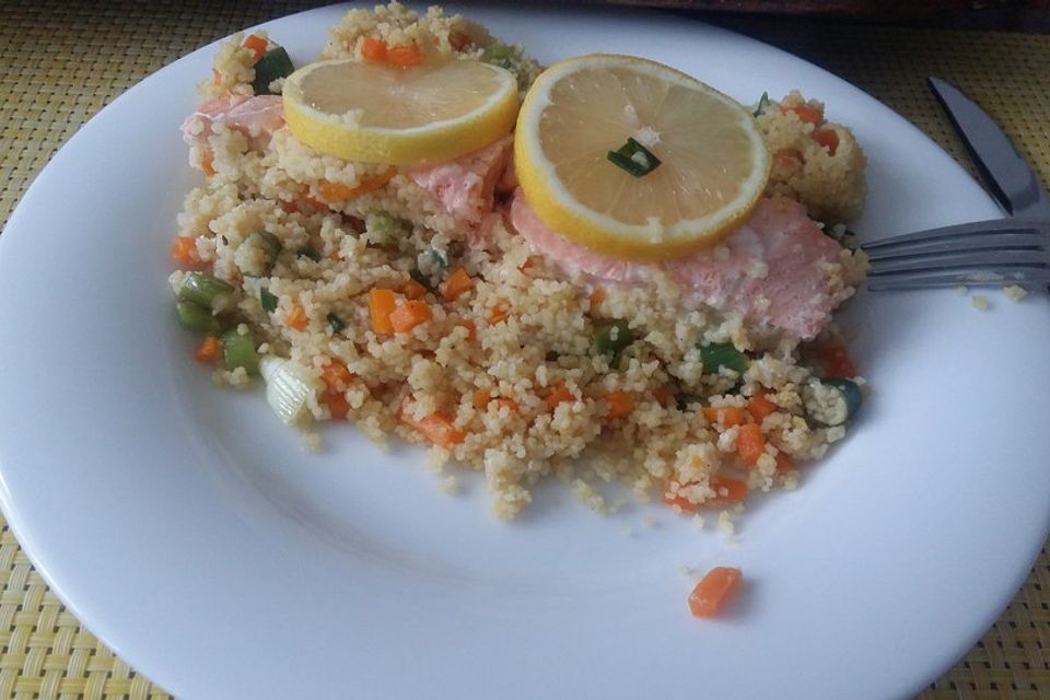 Lachs-Couscous-Päckchen