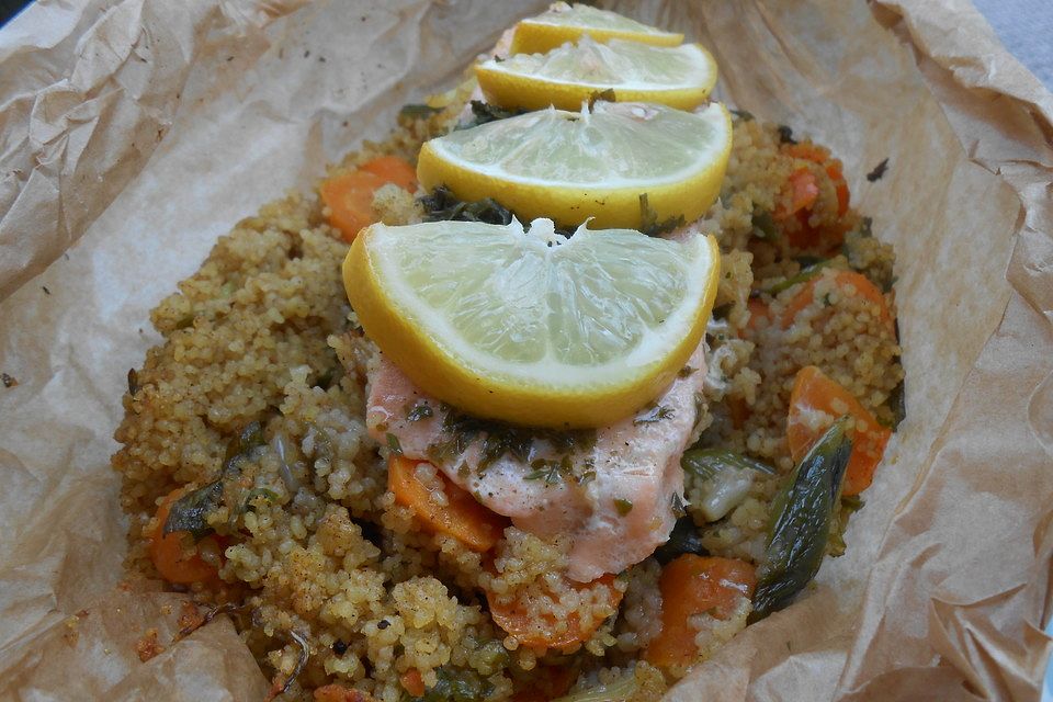 Lachs-Couscous-Päckchen