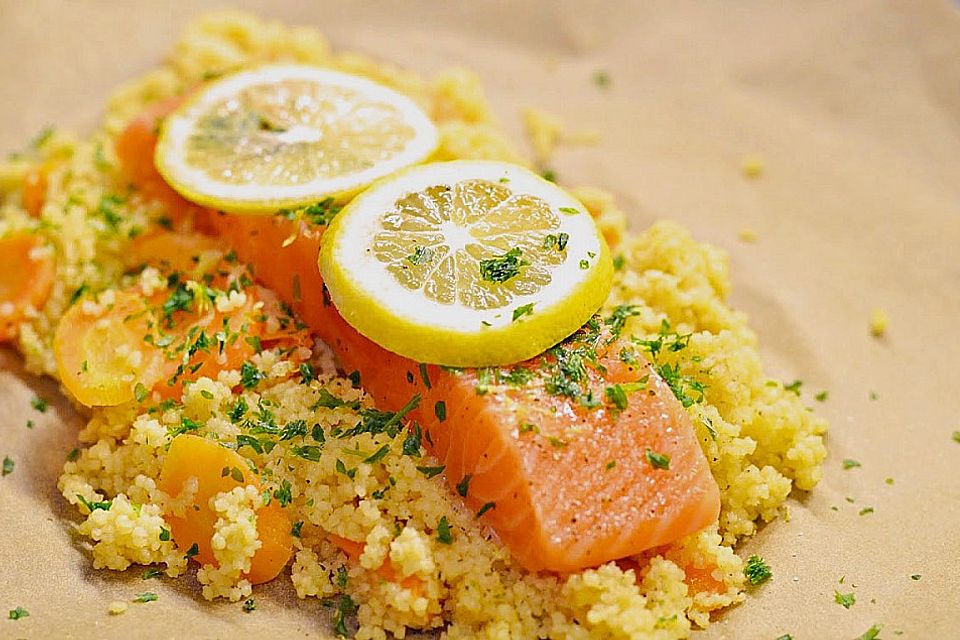 Lachs-Couscous-Päckchen