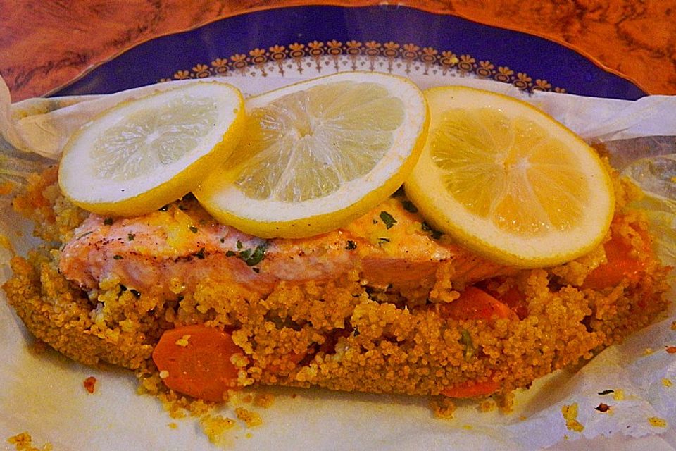 Lachs-Couscous-Päckchen