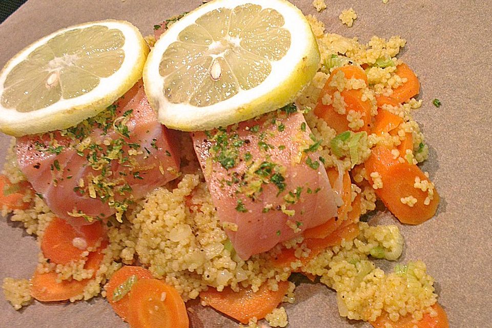 Lachs-Couscous-Päckchen