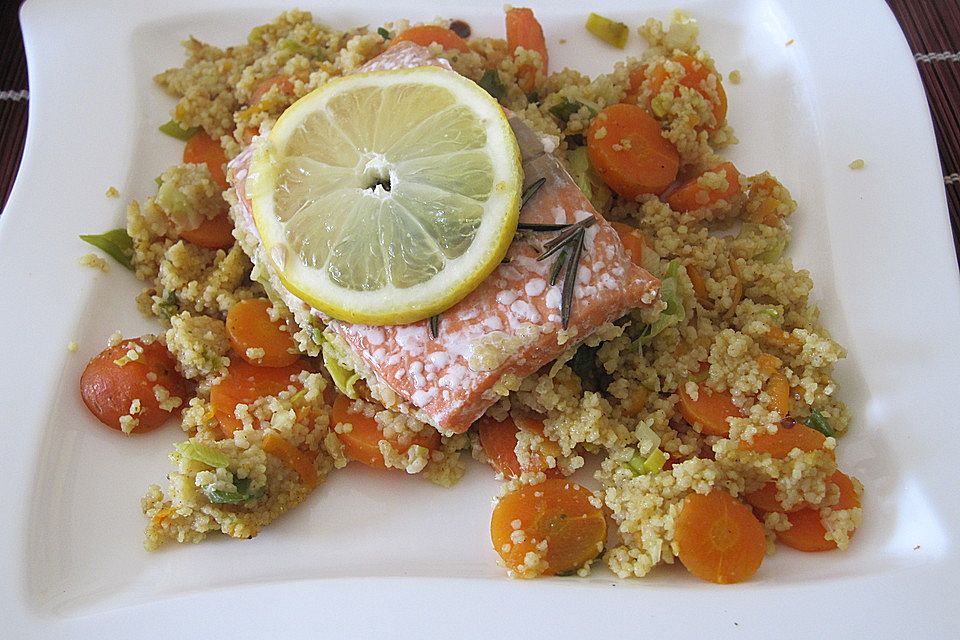 Lachs-Couscous-Päckchen