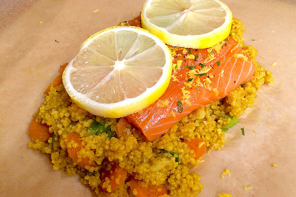 Lachs-Couscous-Päckchen