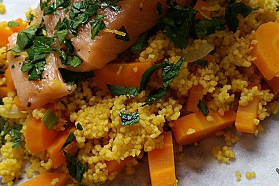 Lachs-Couscous-Päckchen