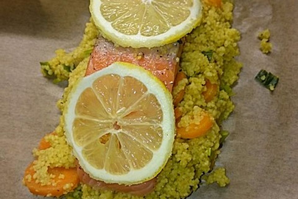 Lachs-Couscous-Päckchen