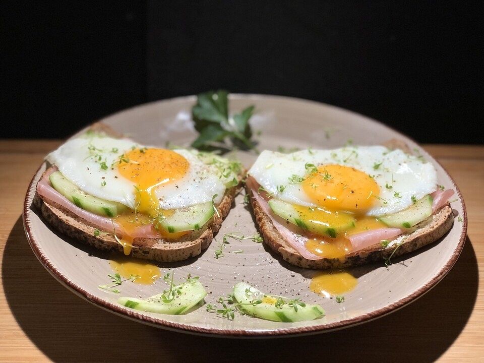 Schinken - Sandwich mit Spiegelei von Cyberlady| Chefkoch