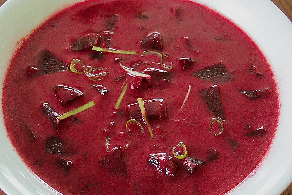 Rote Bete-Kokos-Suppe