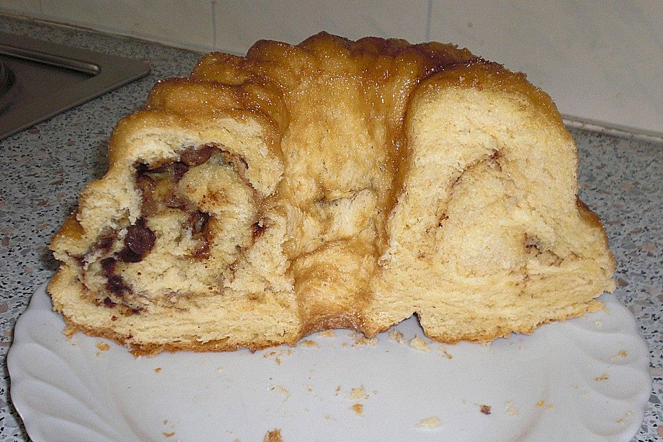 Kärntner Reindling mit  karamellisierter Zuckerkruste