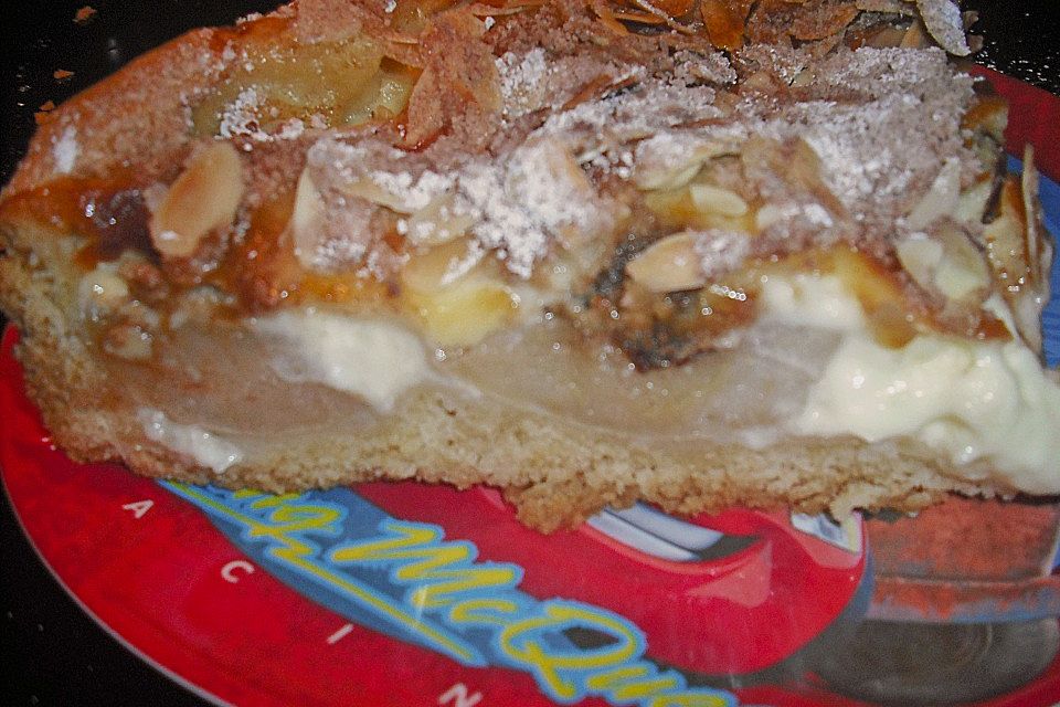 Bratapfelkuchen mit Zimt-Marzipan