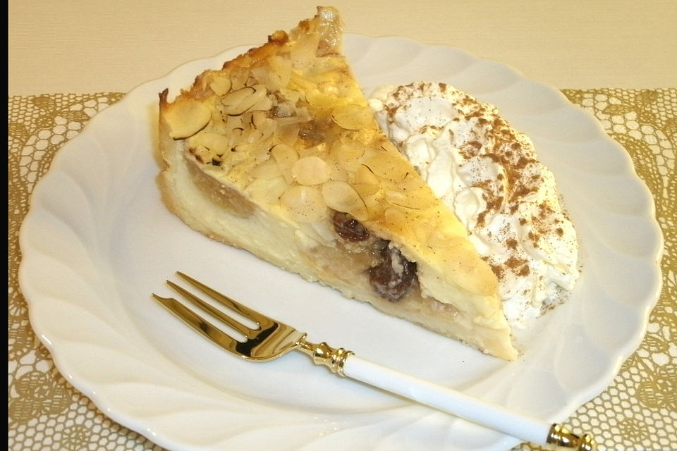 Bratapfelkuchen mit Zimt-Marzipan