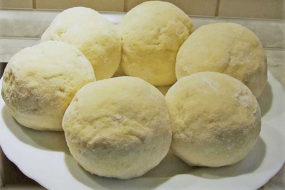 Pflaumenknödel