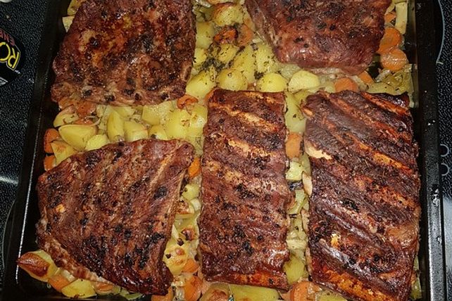 Rippchen mit Kartoffeln von Cathy1985| Chefkoch Rippchen mit Kartoffeln von Cathy1985| Chefkoch