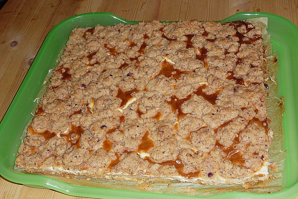 Apfel-Nuss-Streusel mit Quarkcreme