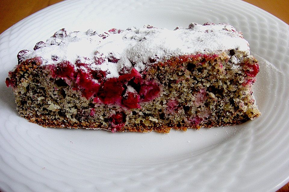 Mohnkuchen mit Johannisbeeren Mohnkuchen mit Johannisbeeren