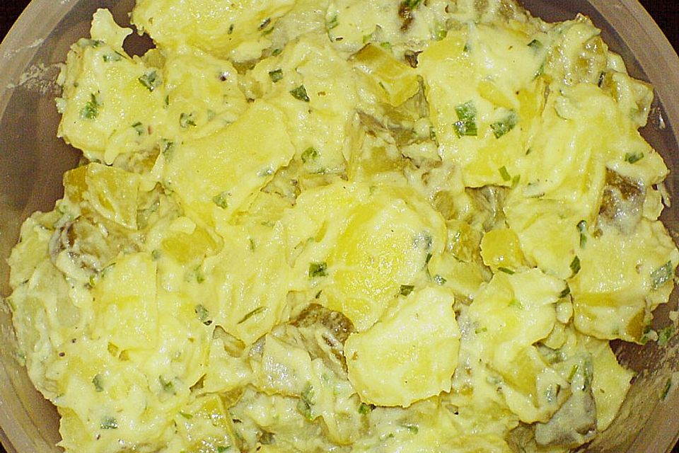 Leichter Kartoffelsalat mit Schnittlauch