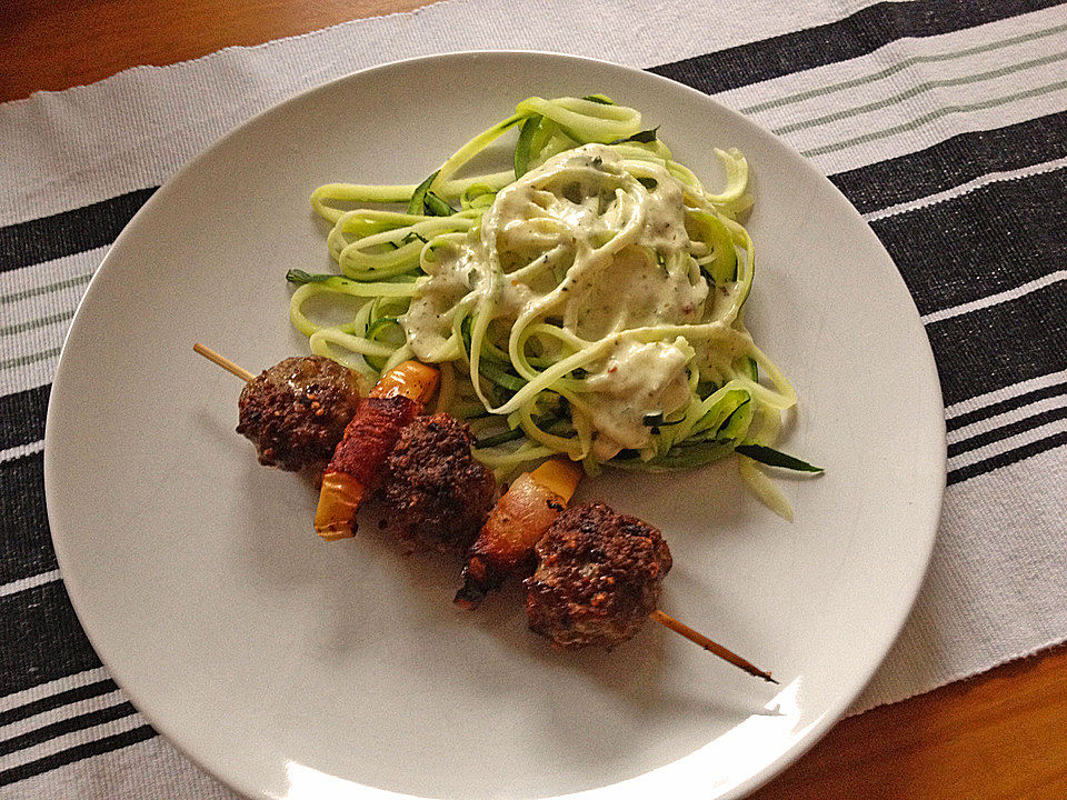 Hack - Apfel - Spieße mit Kartoffelpüree von blulichblau| Chefkoch