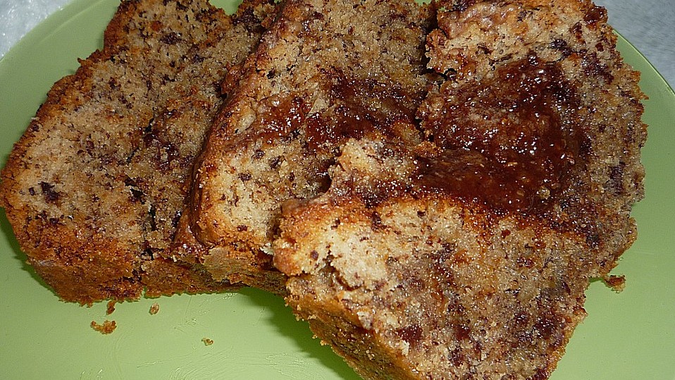 Nusskuchen mit Haselnussglasur von anjache Nusskuchen mit Haselnussglasur von anjache