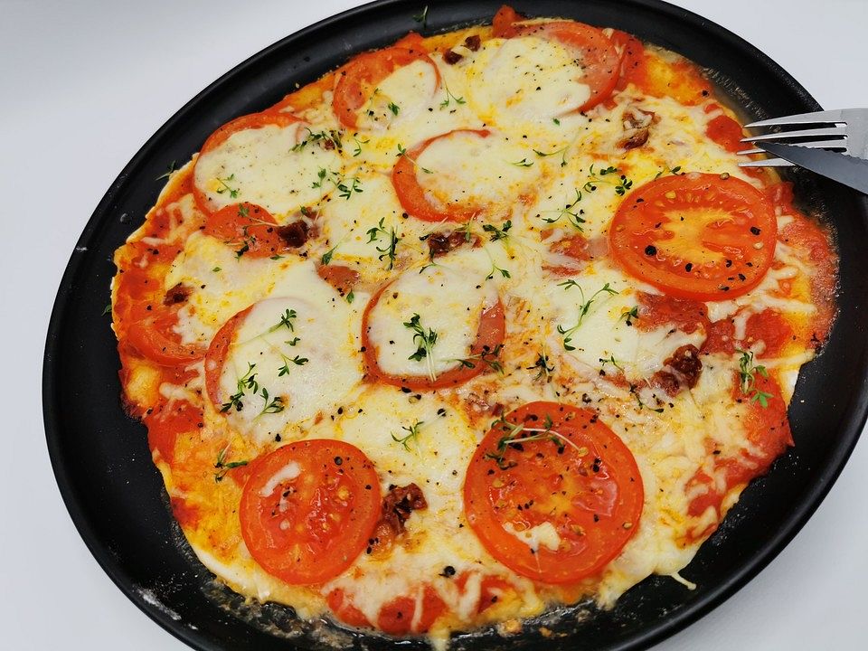 Tomaten Mozzarella Pizza von Cachupina | Chefkoch