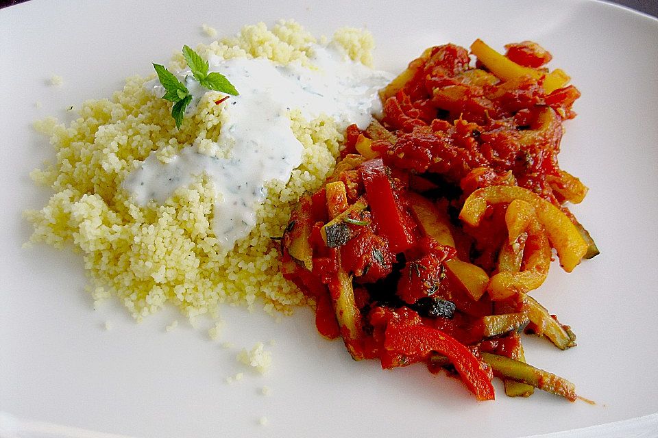 Couscous mit sommerlichem Gemüse